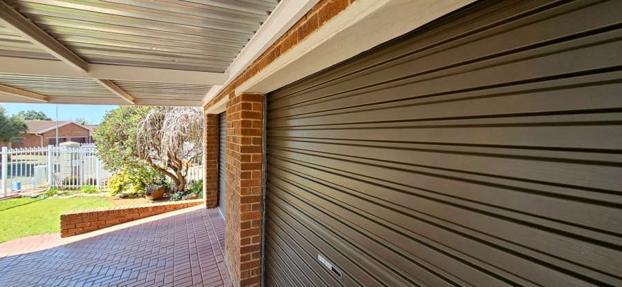 3 Bedroom Property for Sale in Fichardt Park Free State